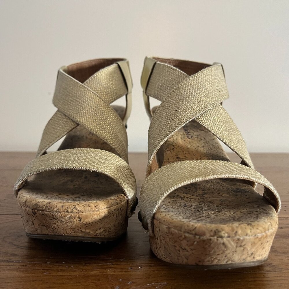 LUCKY BRAND MARLA Wedge Heel Size 8.5